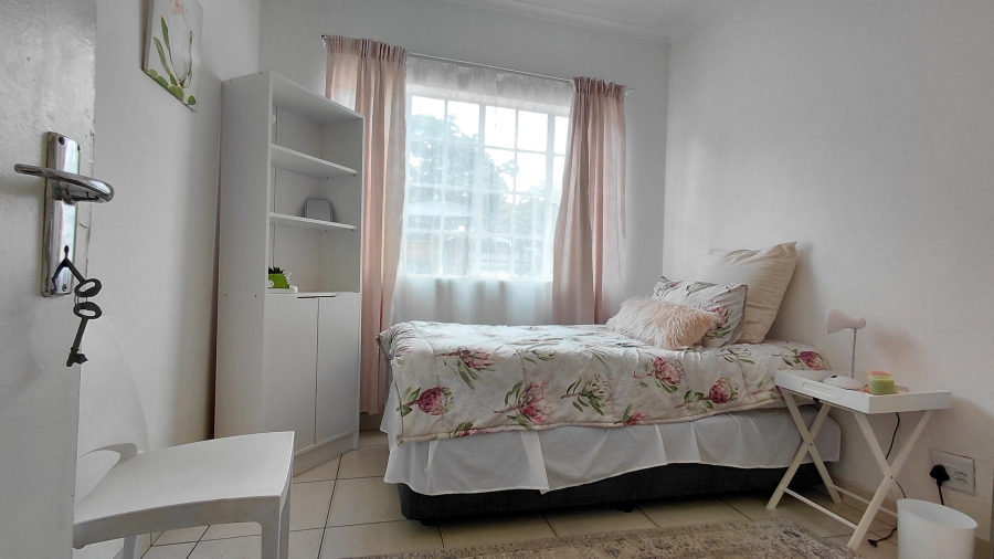 6 Bedroom Property for Sale in Atlasville Gauteng