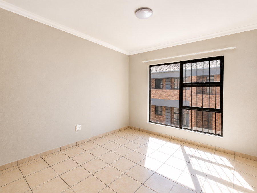 2 Bedroom Property for Sale in Ravenswood Gauteng