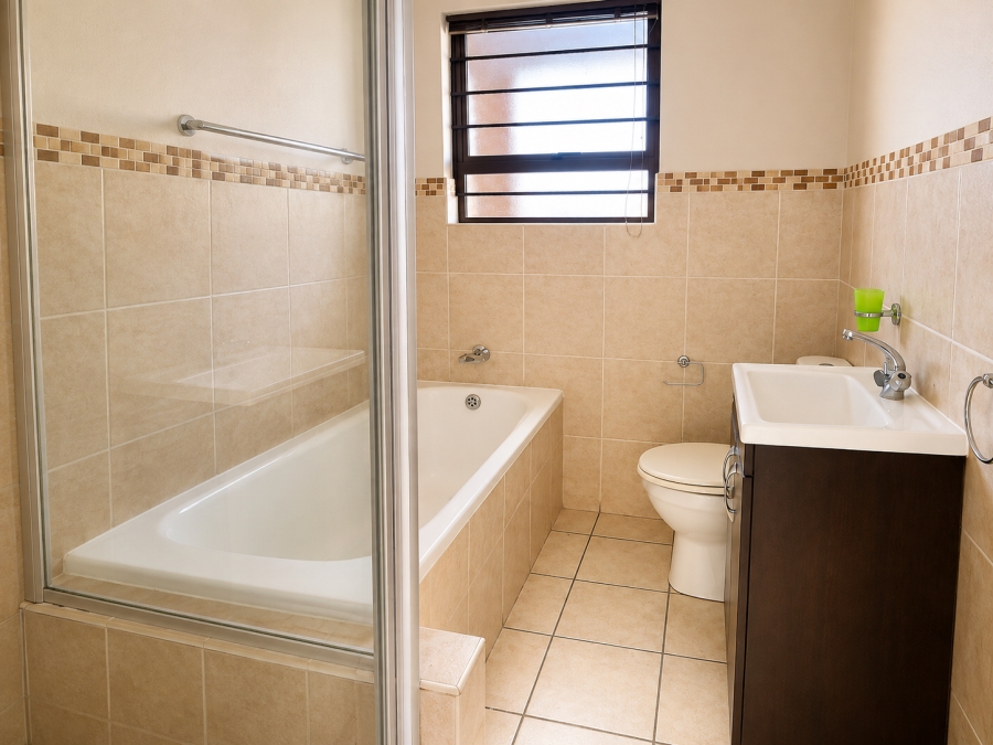 2 Bedroom Property for Sale in Ravenswood Gauteng