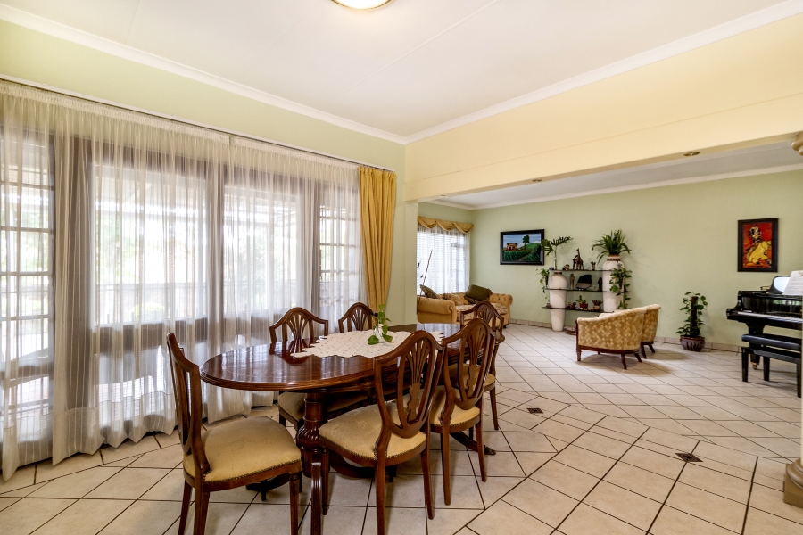 3 Bedroom Property for Sale in Faerie Glen Gauteng