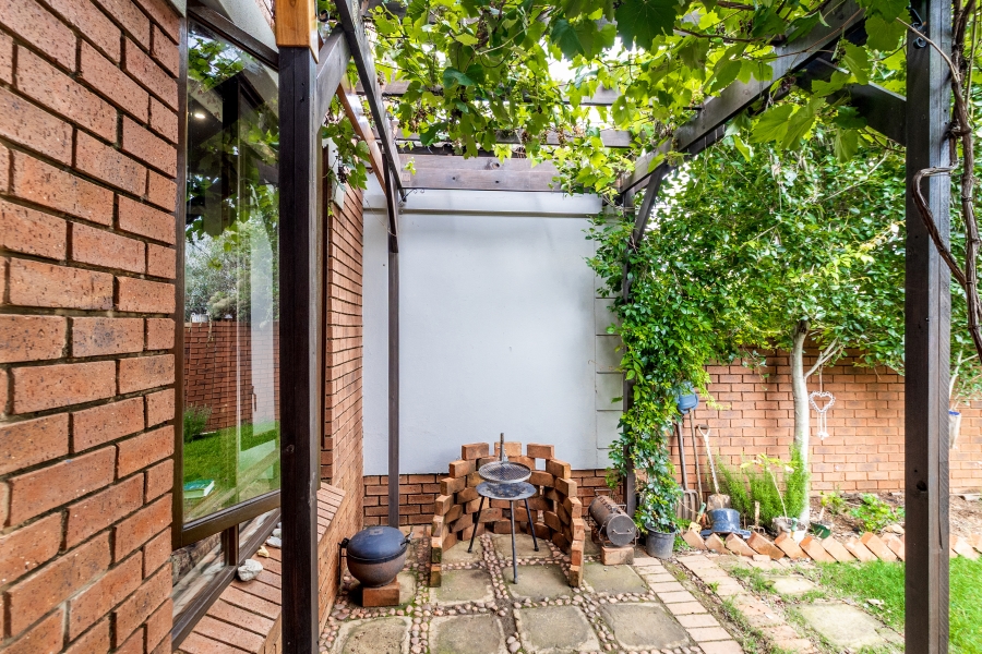 2 Bedroom Property for Sale in Boardwalk Meander Gauteng