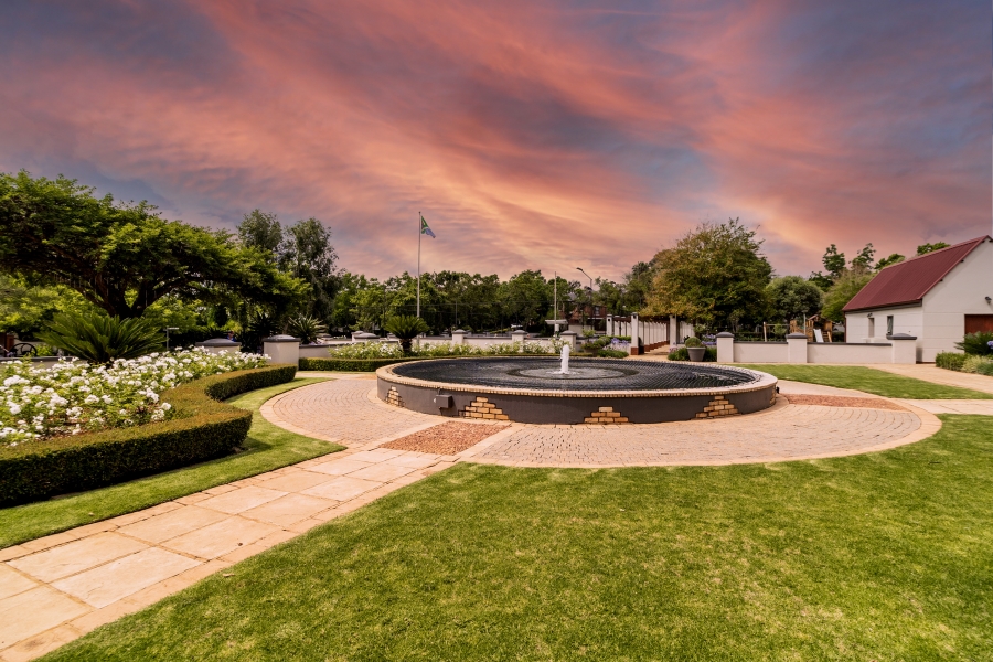 2 Bedroom Property for Sale in Boardwalk Meander Gauteng