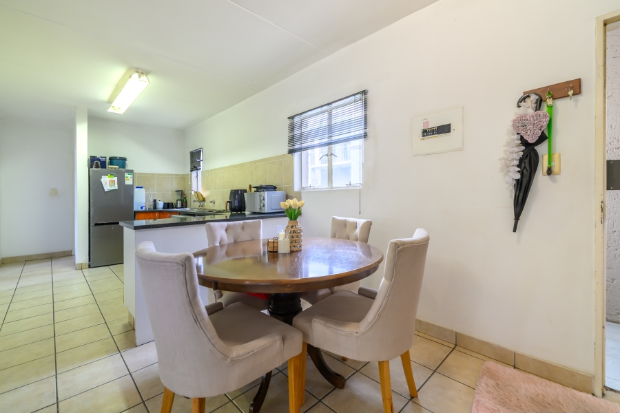 2 Bedroom Property for Sale in North Riding Gauteng