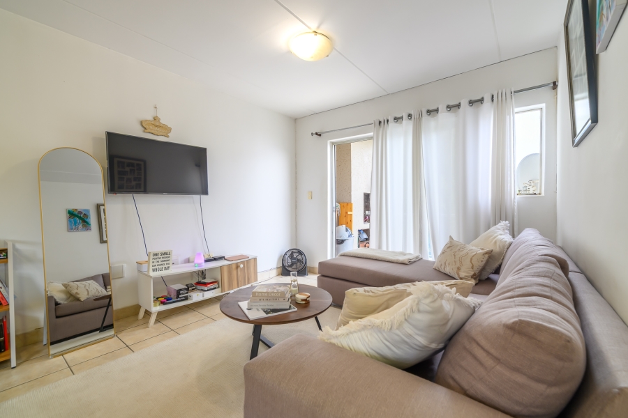 2 Bedroom Property for Sale in North Riding Gauteng