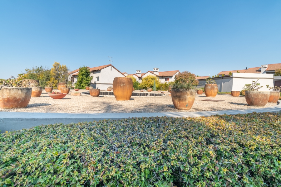 2 Bedroom Property for Sale in North Riding Gauteng