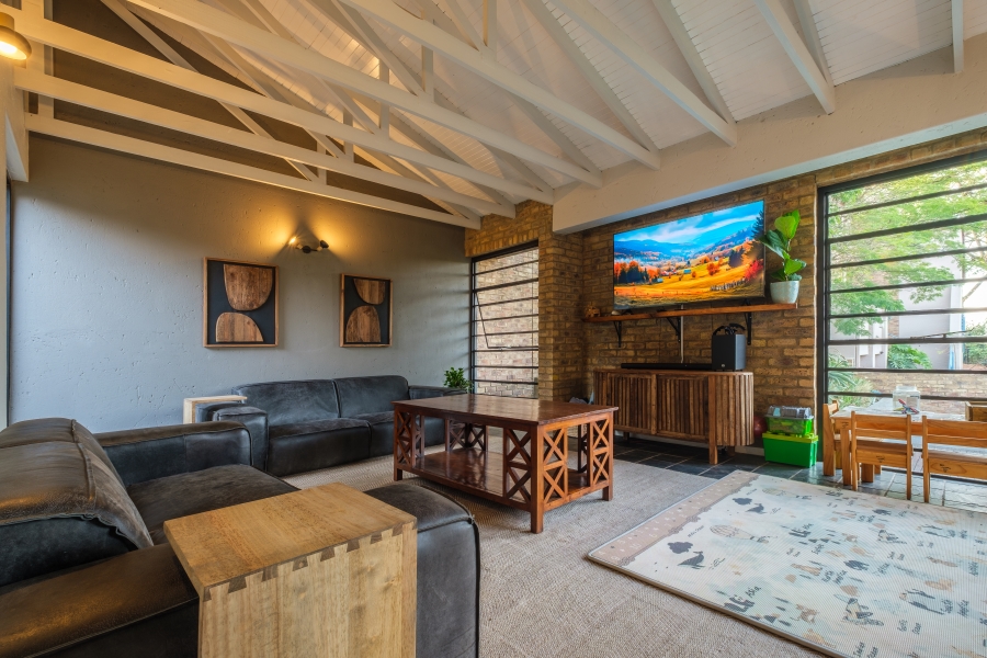 4 Bedroom Property for Sale in Waterkloof Ridge Gauteng