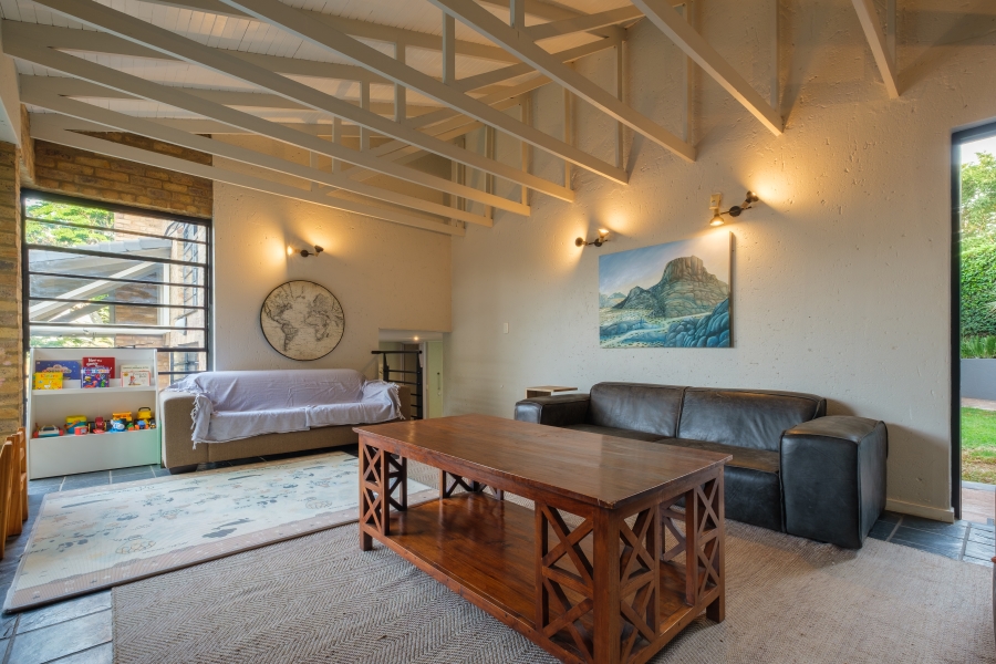 4 Bedroom Property for Sale in Waterkloof Ridge Gauteng