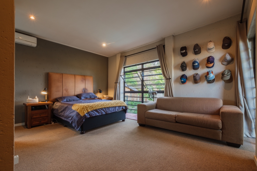 4 Bedroom Property for Sale in Waterkloof Ridge Gauteng