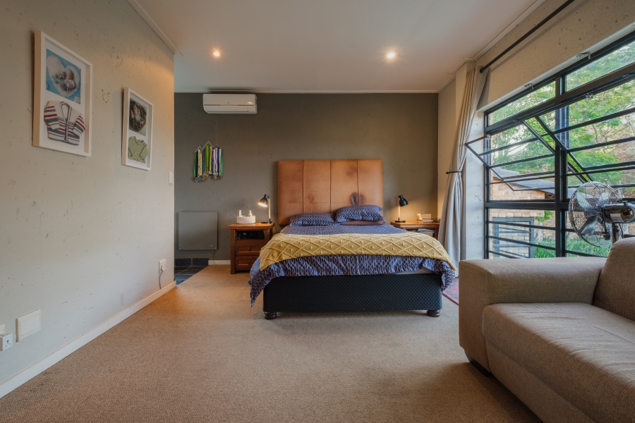 4 Bedroom Property for Sale in Waterkloof Ridge Gauteng