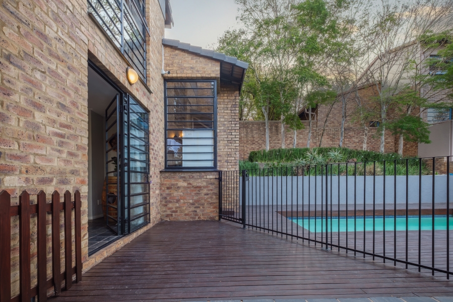 4 Bedroom Property for Sale in Waterkloof Ridge Gauteng