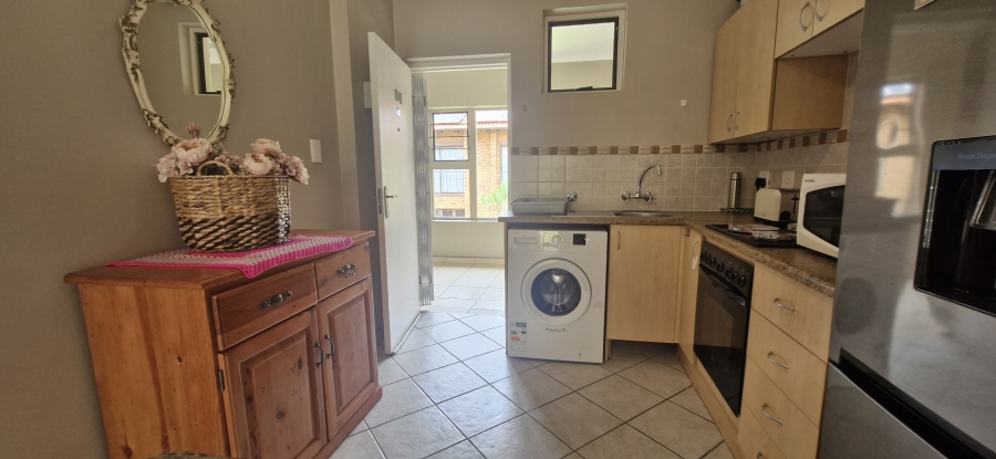 1 Bedroom Property for Sale in Willow Park Manor Gauteng