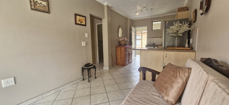 1 Bedroom Property for Sale in Willow Park Manor Gauteng
