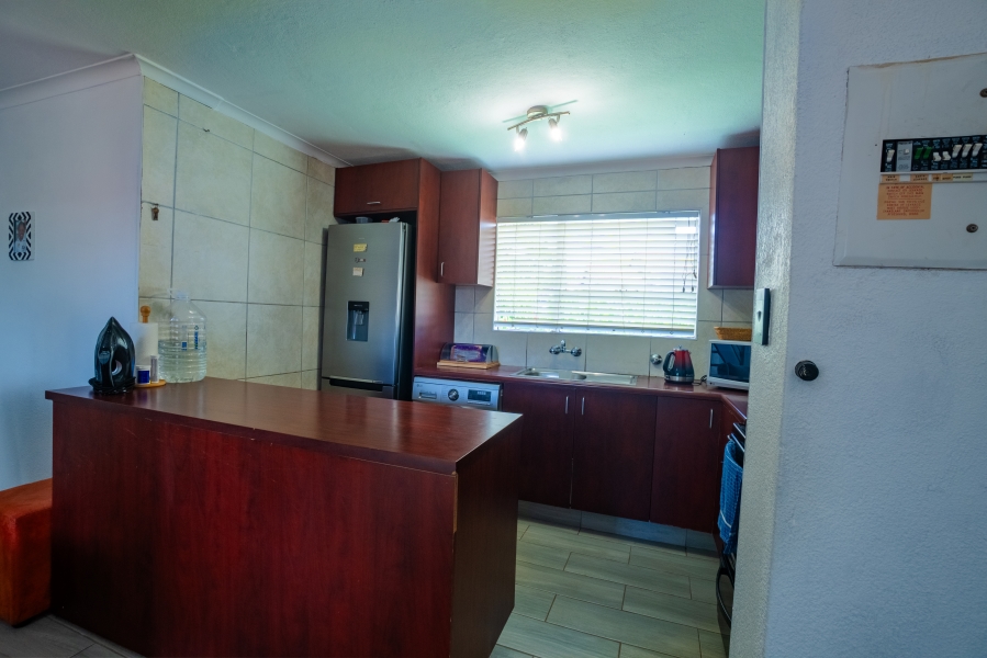2 Bedroom Property for Sale in Weltevreden Park Gauteng