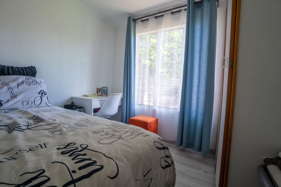 2 Bedroom Property for Sale in Weltevreden Park Gauteng