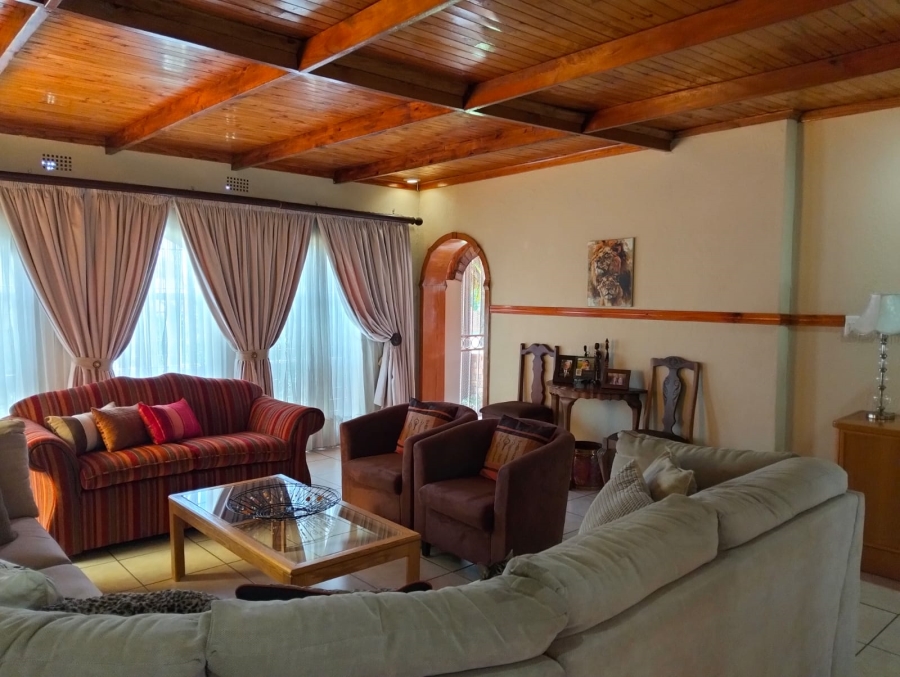3 Bedroom Property for Sale in Dunnottar Gauteng