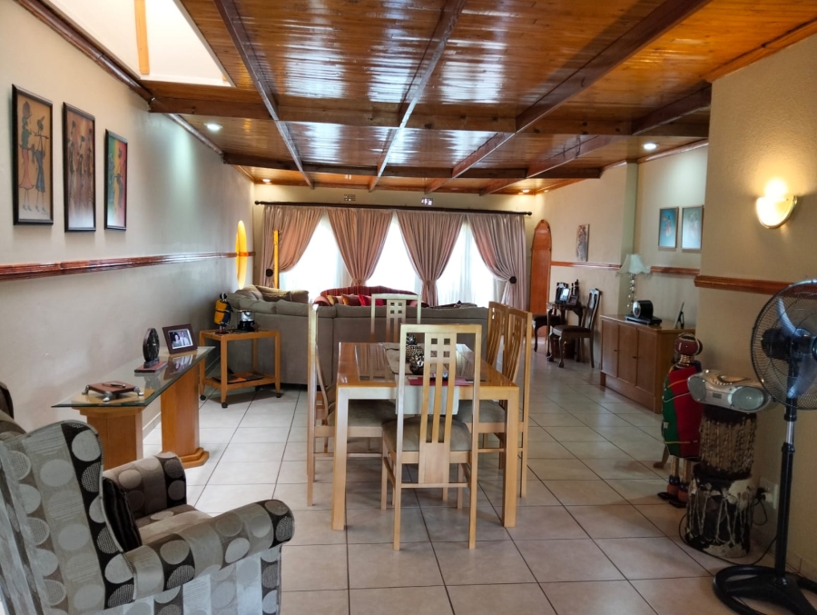 3 Bedroom Property for Sale in Dunnottar Gauteng