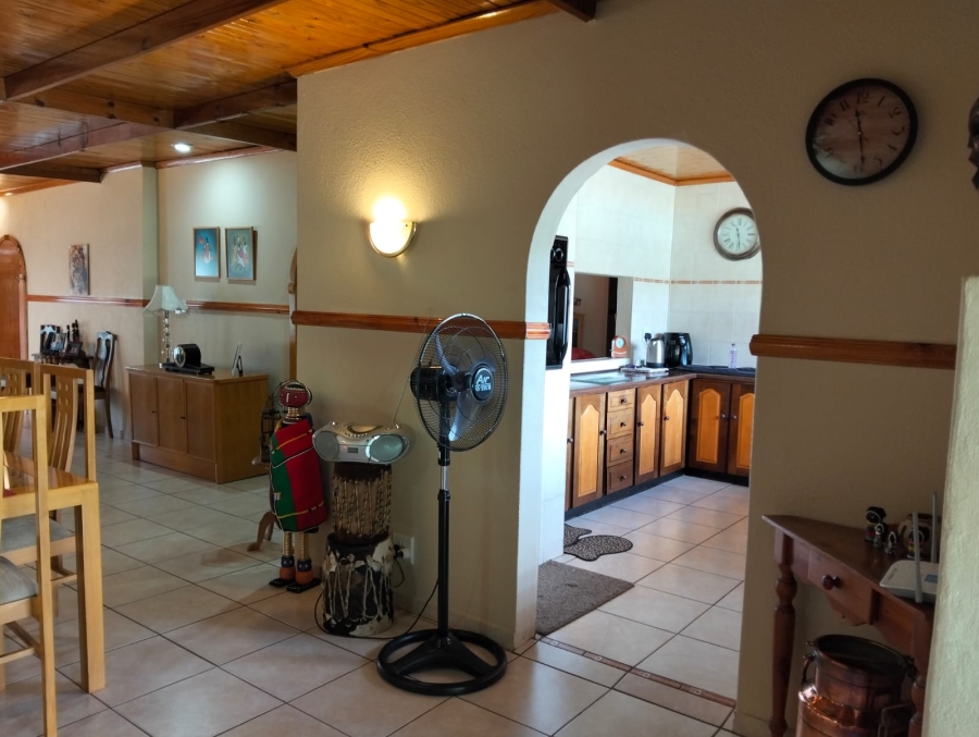 3 Bedroom Property for Sale in Dunnottar Gauteng