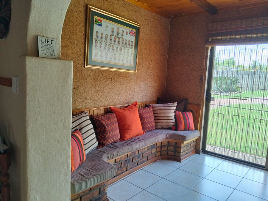 3 Bedroom Property for Sale in Dunnottar Gauteng