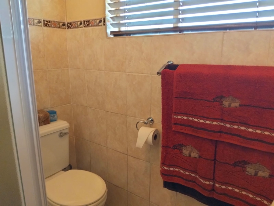 3 Bedroom Property for Sale in Dunnottar Gauteng