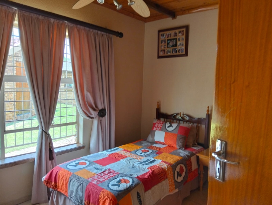 3 Bedroom Property for Sale in Dunnottar Gauteng