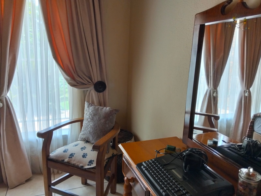 3 Bedroom Property for Sale in Dunnottar Gauteng