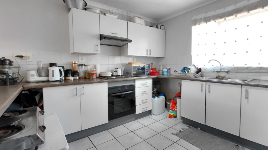 1 Bedroom Property for Sale in Witfield Gauteng