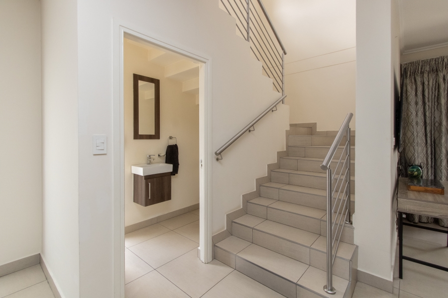 3 Bedroom Property for Sale in Edenvale Central Gauteng