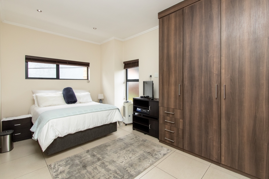 3 Bedroom Property for Sale in Edenvale Central Gauteng