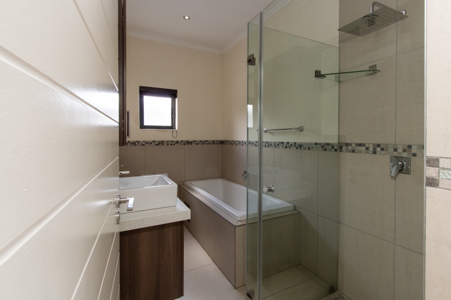 3 Bedroom Property for Sale in Edenvale Central Gauteng