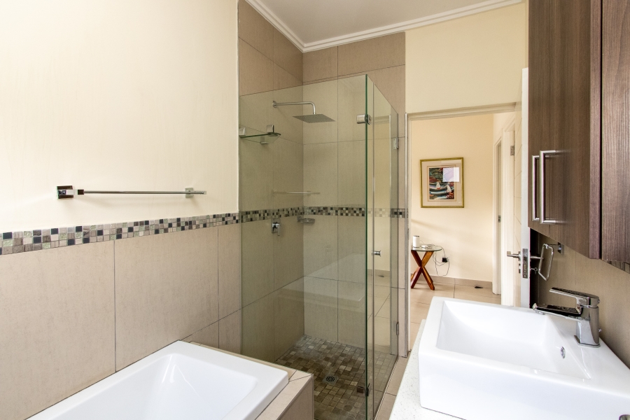 3 Bedroom Property for Sale in Edenvale Central Gauteng