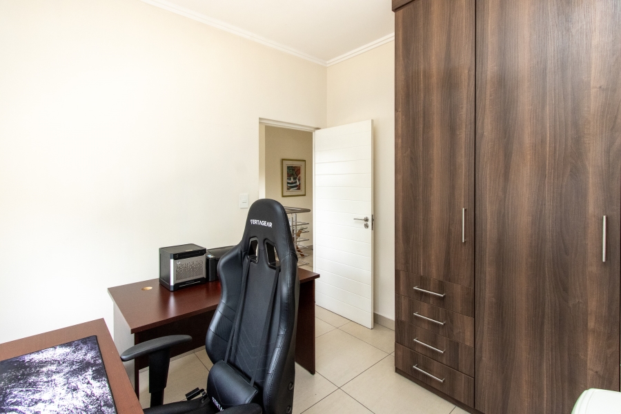 3 Bedroom Property for Sale in Edenvale Central Gauteng