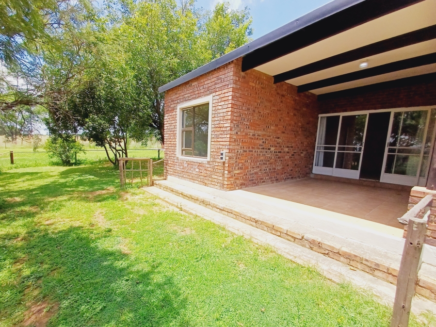 To Let 1 Bedroom Property for Rent in Rietfontein SH Gauteng