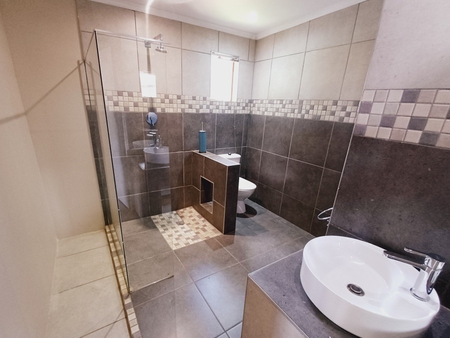 To Let 1 Bedroom Property for Rent in Rietfontein SH Gauteng