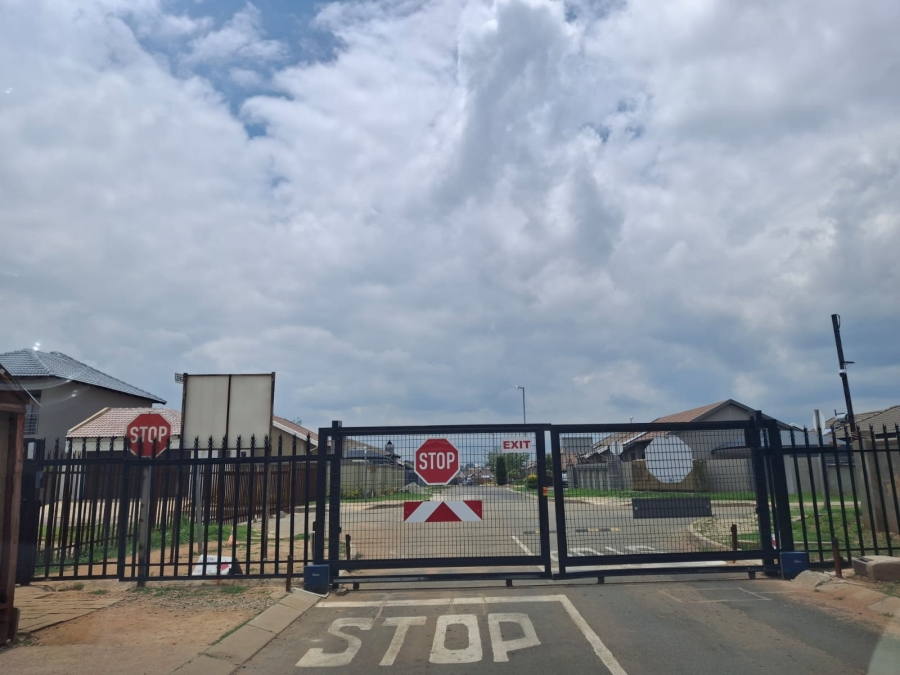 3 Bedroom Property for Sale in Salfin Gauteng