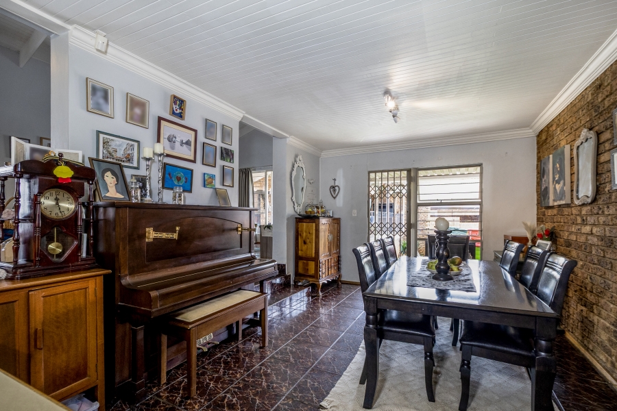 3 Bedroom Property for Sale in Erasmuskloof Gauteng