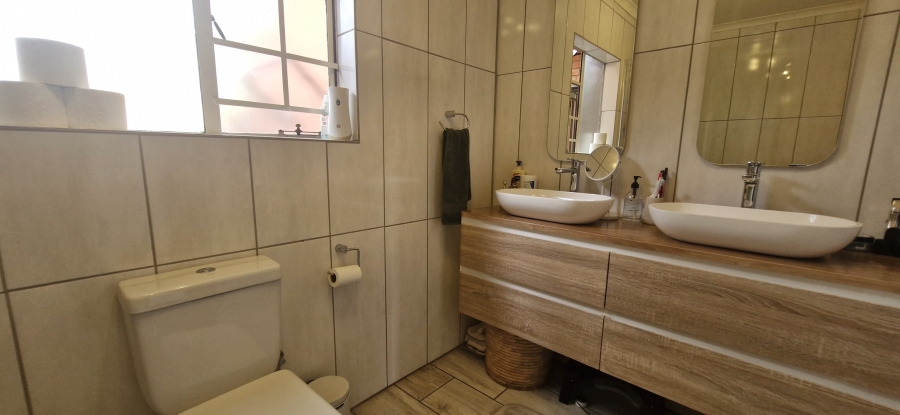 3 Bedroom Property for Sale in Equestria Gauteng