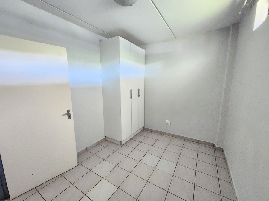 2 Bedroom Property for Sale in Die Wilgers Gauteng