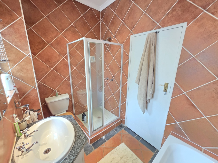 2 Bedroom Property for Sale in Boardwalk Meander Gauteng