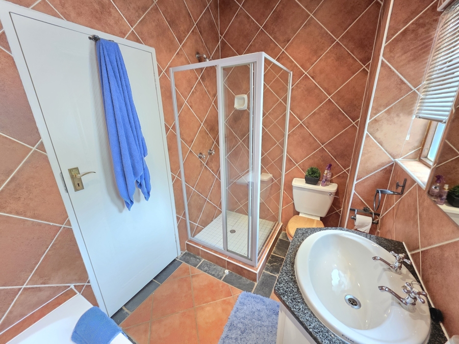 2 Bedroom Property for Sale in Boardwalk Meander Gauteng