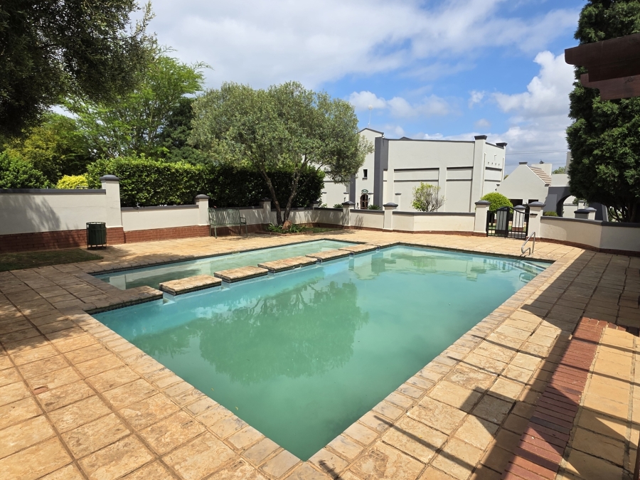 2 Bedroom Property for Sale in Boardwalk Meander Gauteng