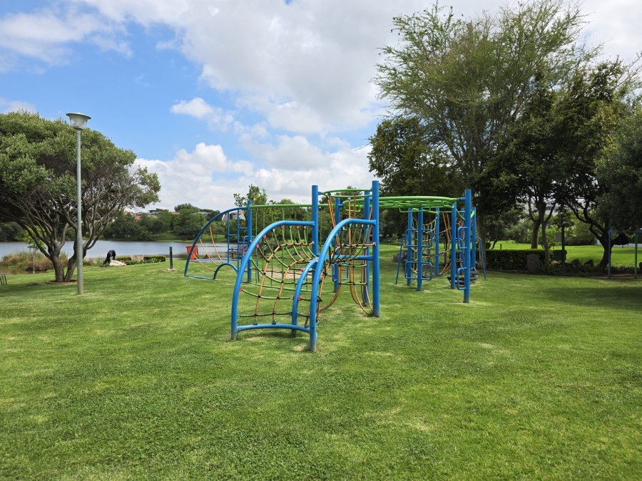 2 Bedroom Property for Sale in Boardwalk Meander Gauteng