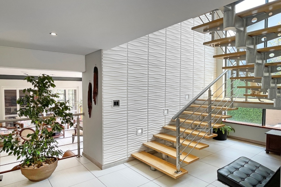 To Let 5 Bedroom Property for Rent in Waterfall Country Village Gauteng