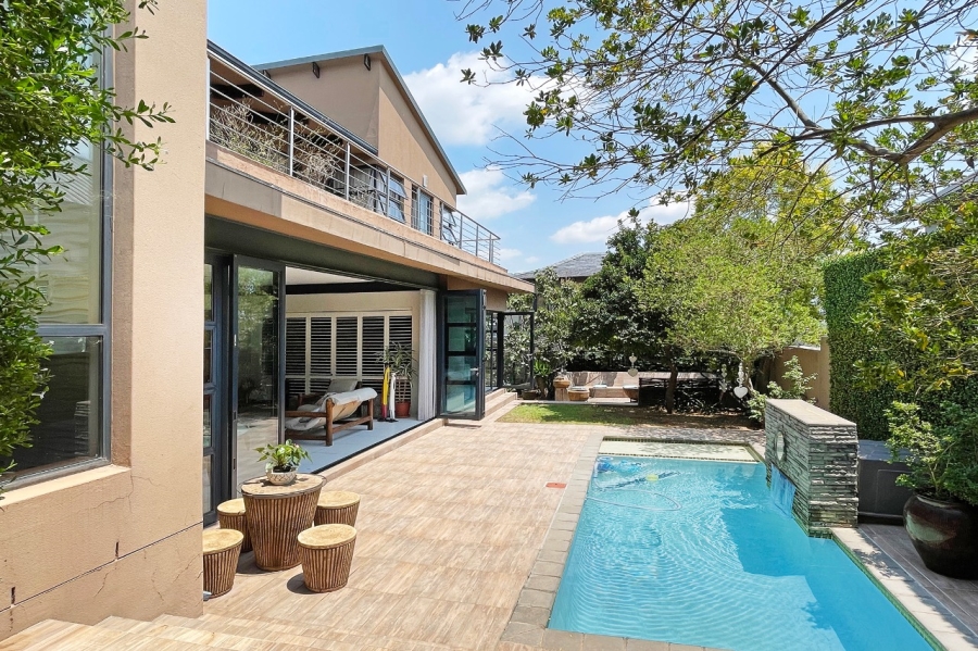 To Let 5 Bedroom Property for Rent in Waterfall Country Village Gauteng