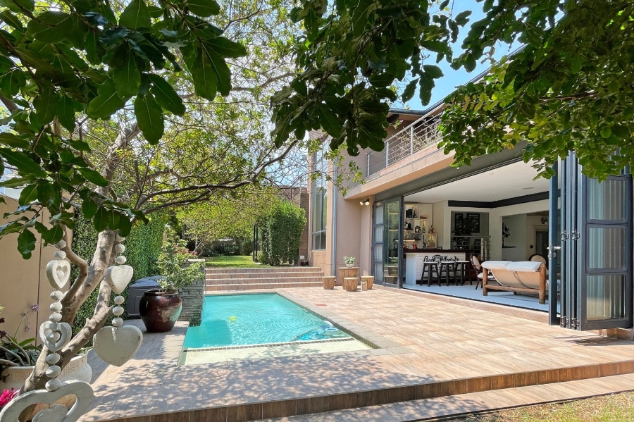 To Let 5 Bedroom Property for Rent in Waterfall Country Village Gauteng