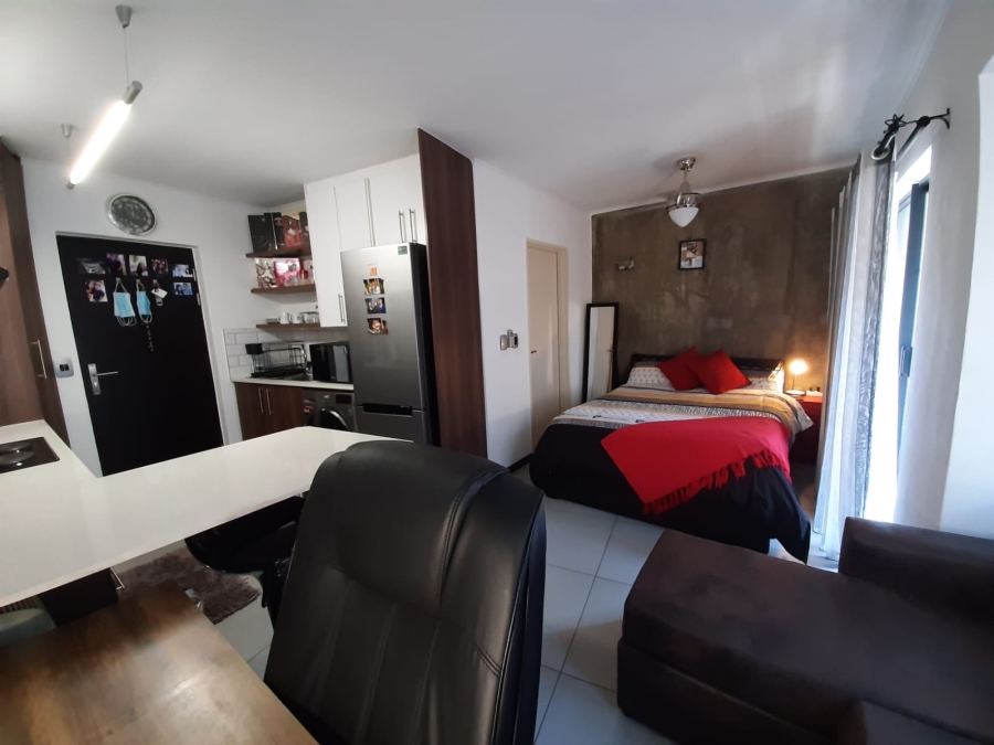 1 Bedroom Property for Sale in Hatfield Gauteng