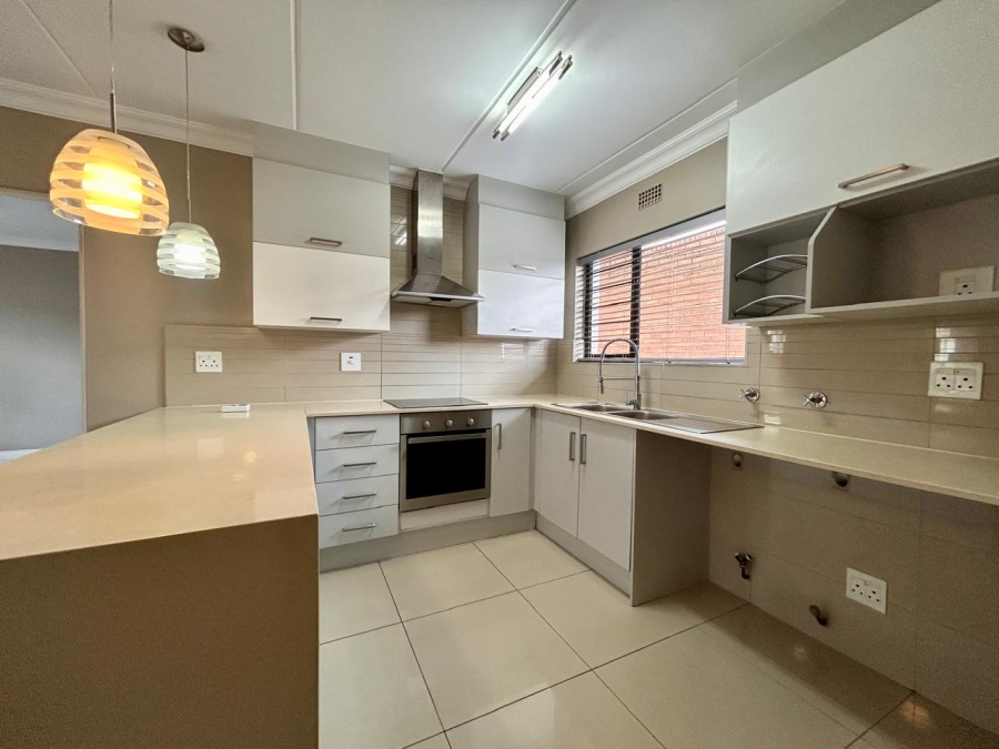 To Let 2 Bedroom Property for Rent in Kyalami Hills Gauteng