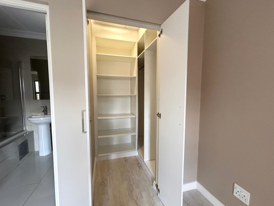 To Let 2 Bedroom Property for Rent in Kyalami Hills Gauteng