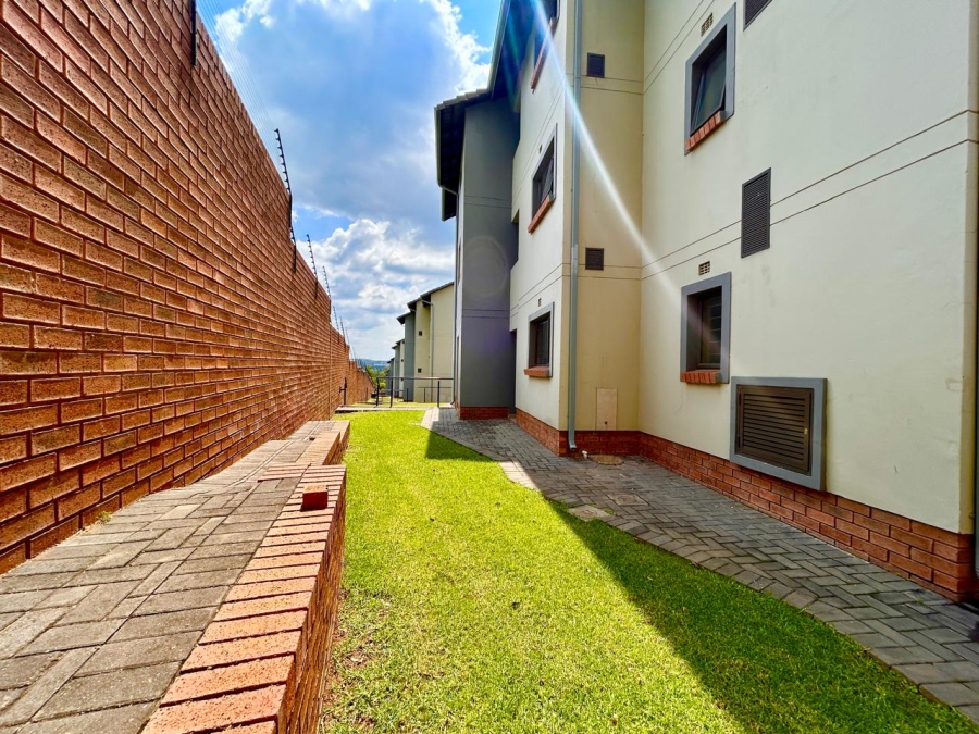 To Let 2 Bedroom Property for Rent in Kyalami Hills Gauteng