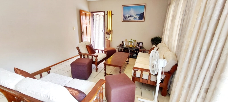 To Let 2 Bedroom Property for Rent in Halfway Gardens Gauteng