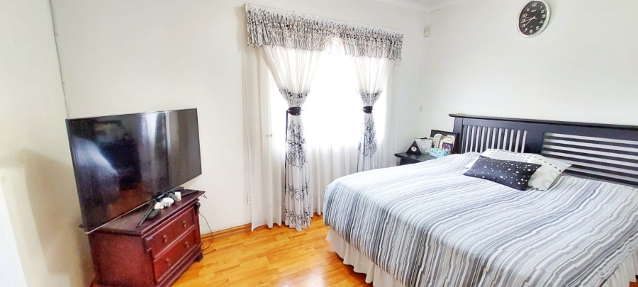 To Let 2 Bedroom Property for Rent in Halfway Gardens Gauteng